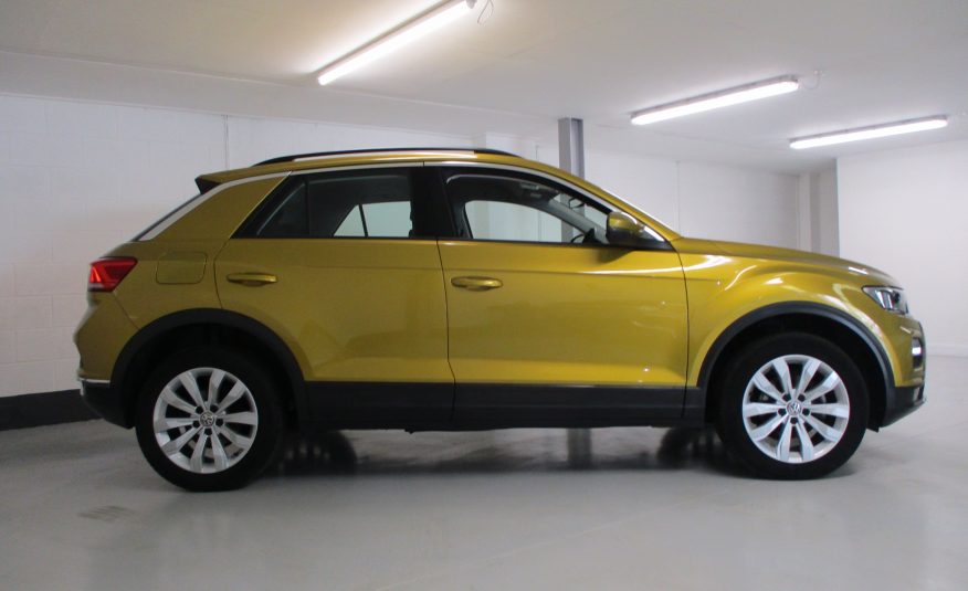 Volkswagen T-Roc TDI SE SUV Euro 6 5Dr  Good Specification / Lovely Colour