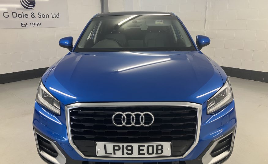 Audi Q2 1.5 TFSi CoD SE SUV S-Tronic Euro 6   Very High Specification